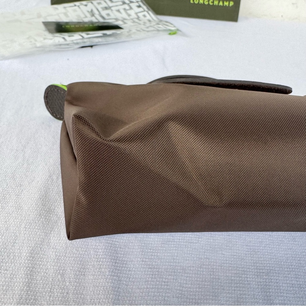 NWOT LONGCHAMP Le Pliage Green Pouch with Handle - Picture 8 of 16